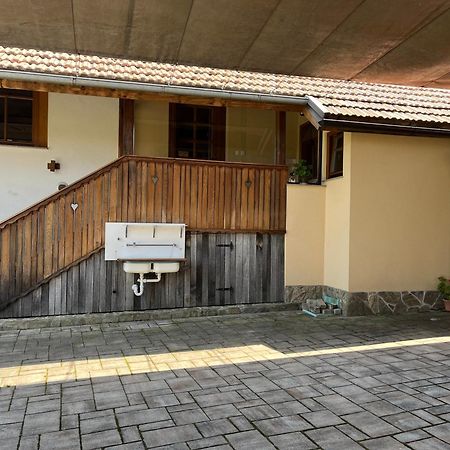 Domacija Brdar Adlesici Exterior foto